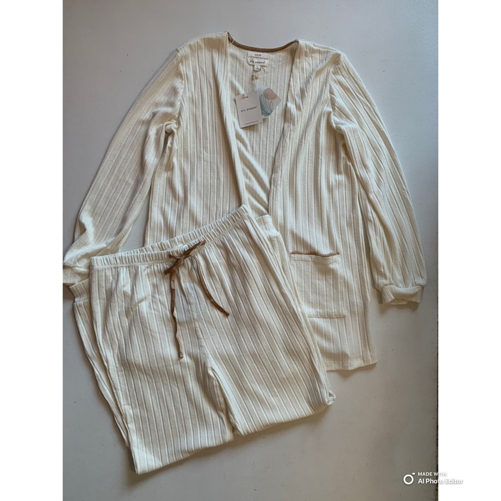 Blu Pepper Cream Loungewear Pajama Set Cardigan + Jogger Pants Size Large NWT